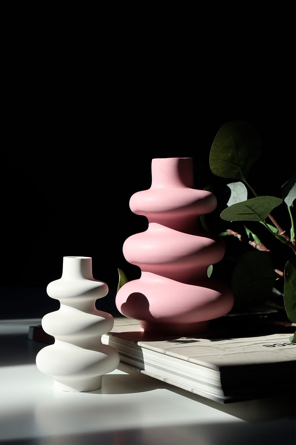 Vaso decorativo Vertigo jesmonite Crisalide