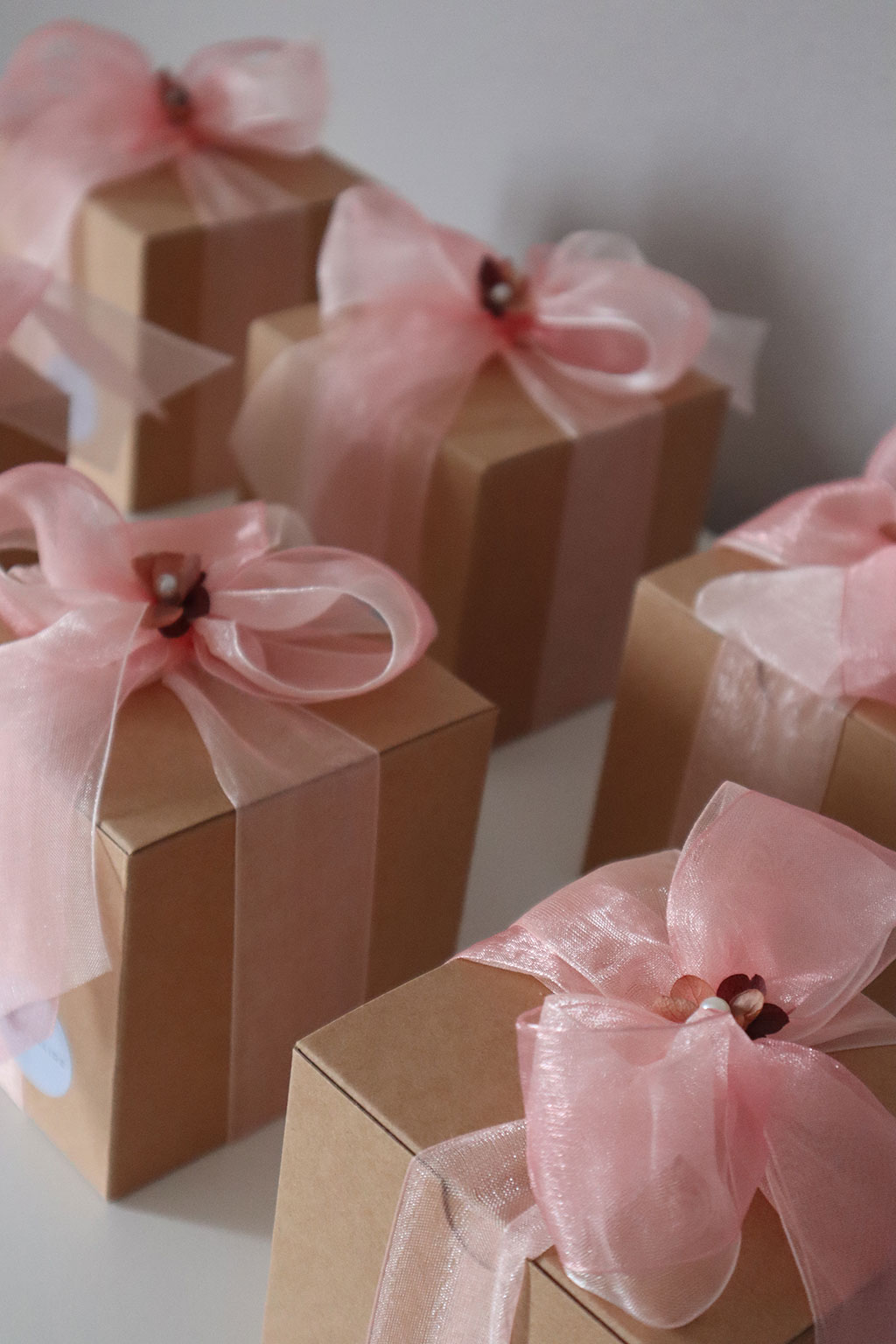 Packaging bomboniera personalizzato nei colori