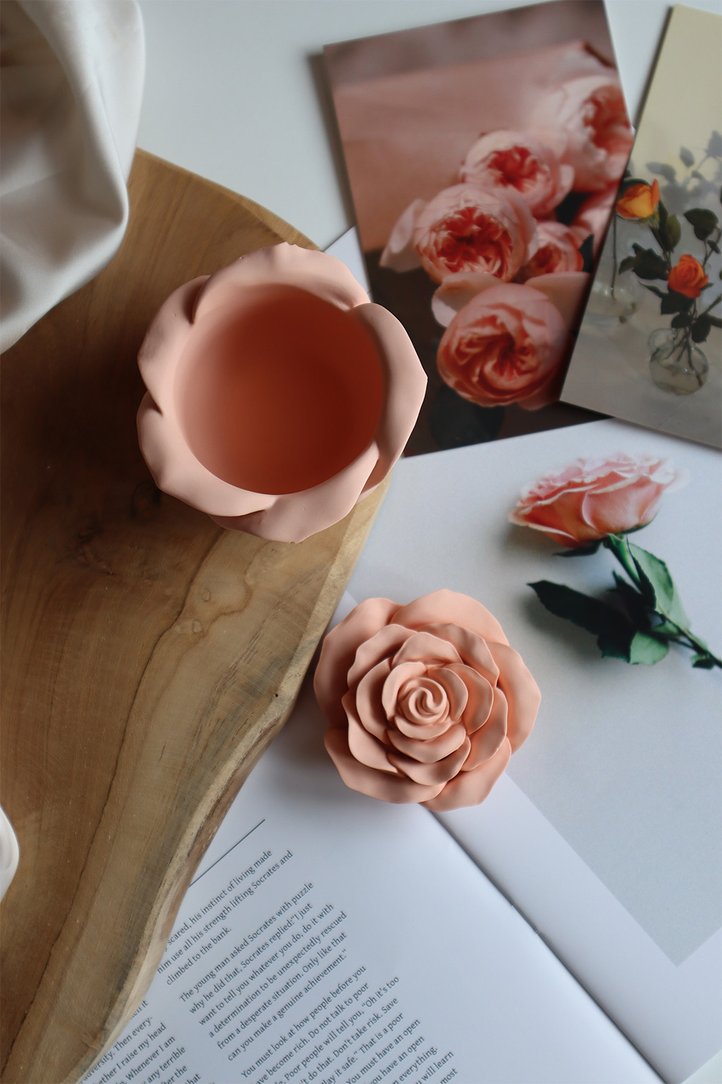 Regali per la festa della mamma vasetto Rose jesmonite